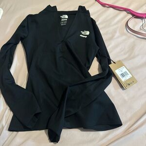 Skims x The North Face Women's Refina Long Sleeve Top